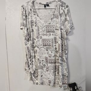 Cynthia Rowley Women's Plus Size White Graphic Top!